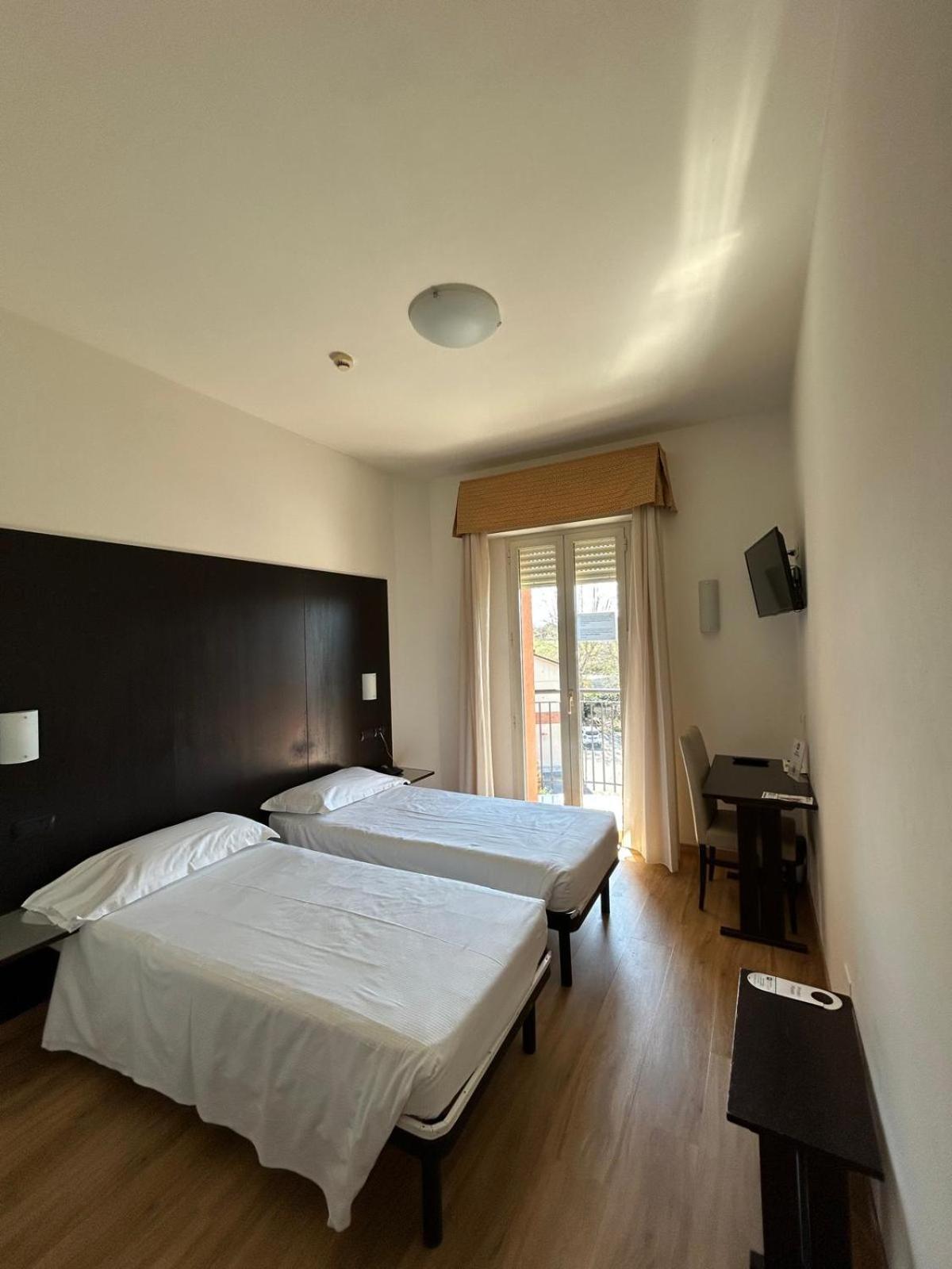 Best Western Cesena Hotel Екстер'єр фото