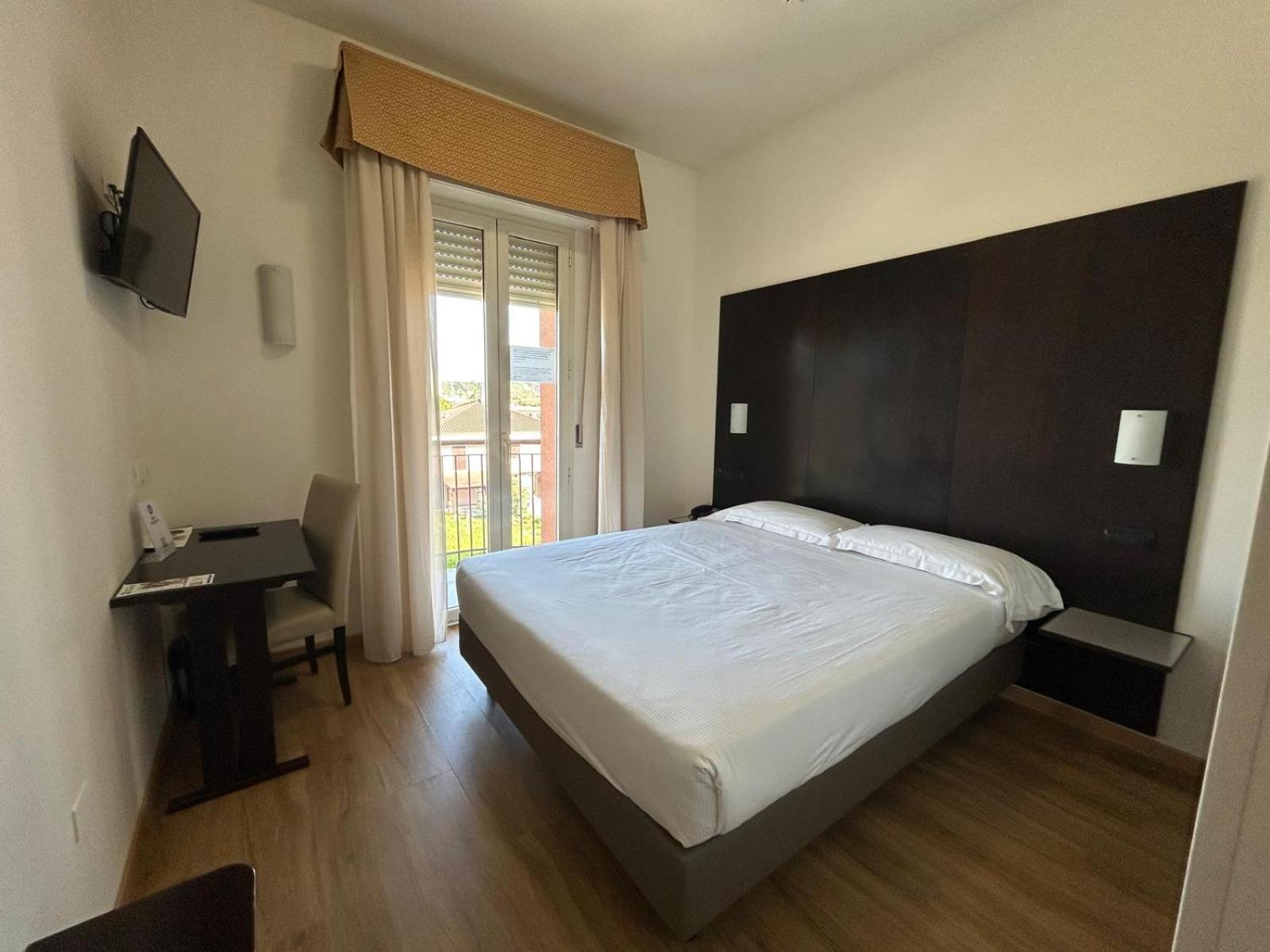Best Western Cesena Hotel Екстер'єр фото