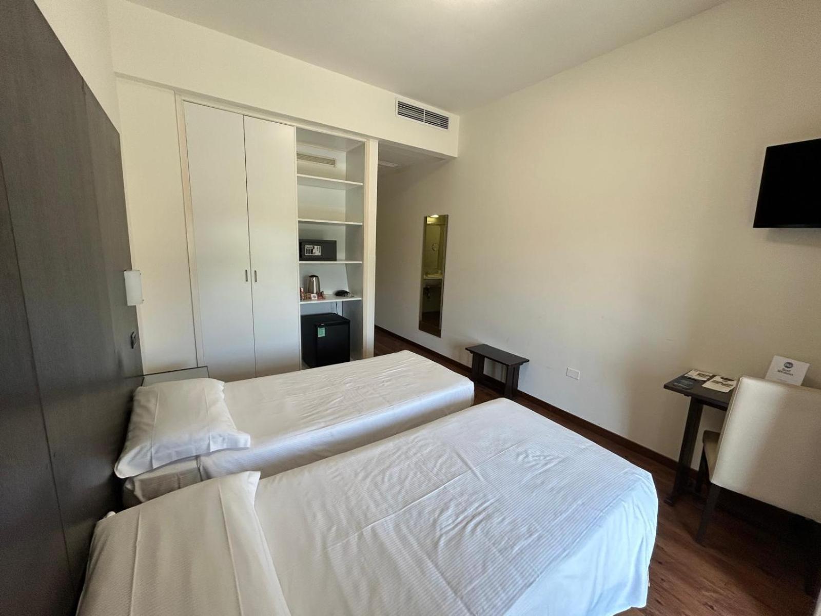 Best Western Cesena Hotel Екстер'єр фото